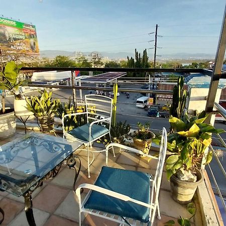 Primerose Residences - Near Mactan-Cebu International Airport มักตัน ภายนอก รูปภาพ