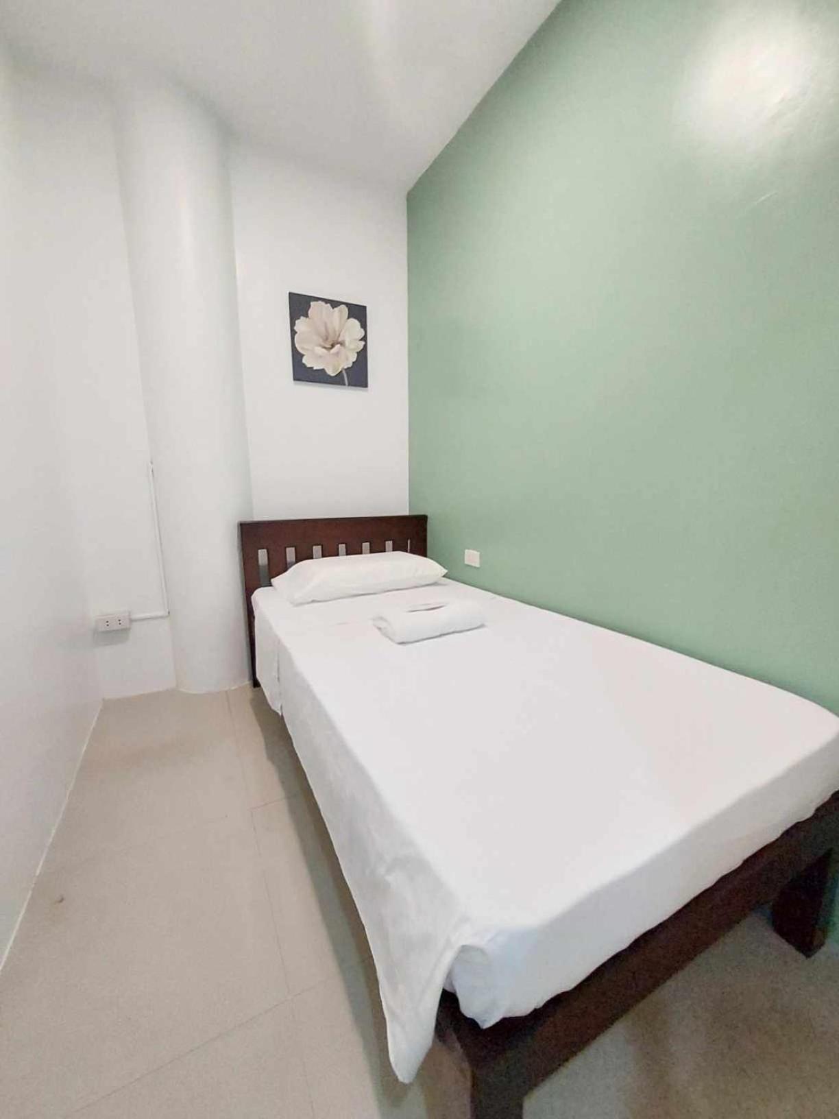 Primerose Residences - Near Mactan-Cebu International Airport มักตัน ภายนอก รูปภาพ